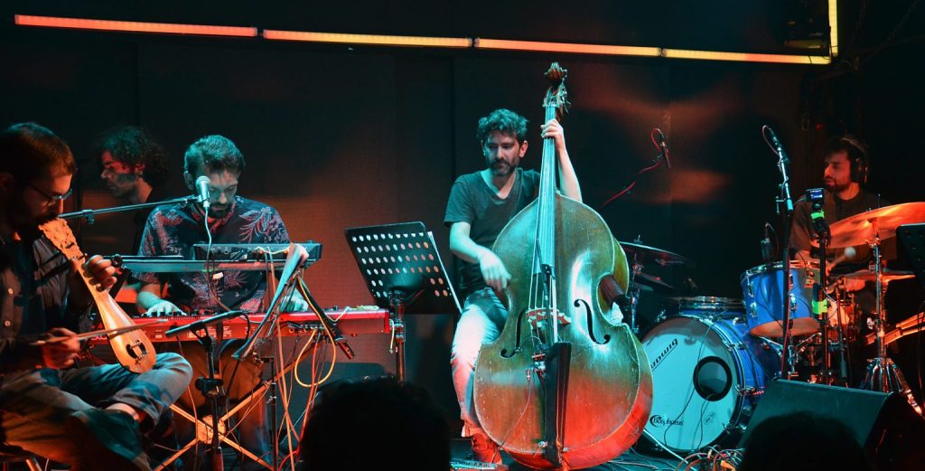 Mihalis-Kalkanis-Group-photo-by-Dina-Vitzileou-1536x781