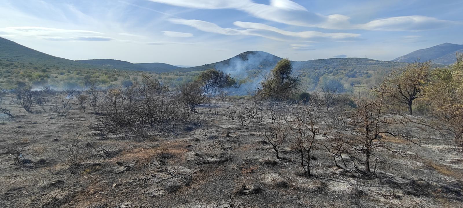 fotia dipla theatro (1)