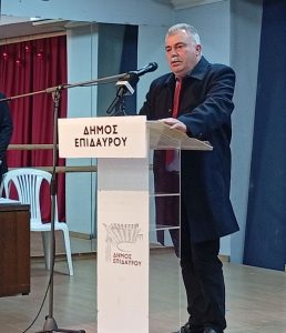 pouas vraveia tsakaliari (1)