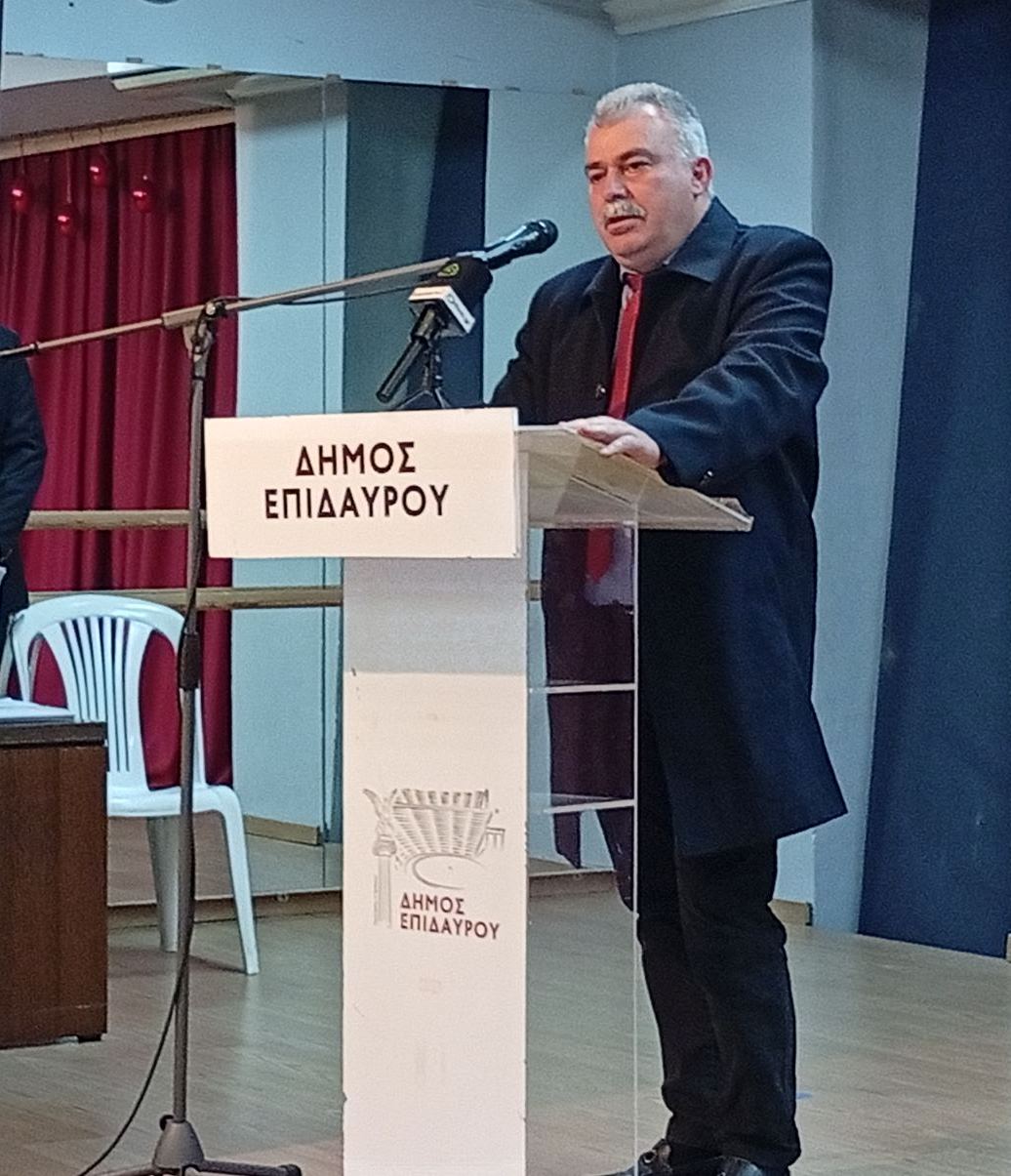 pouas vraveia tsakaliari (1)