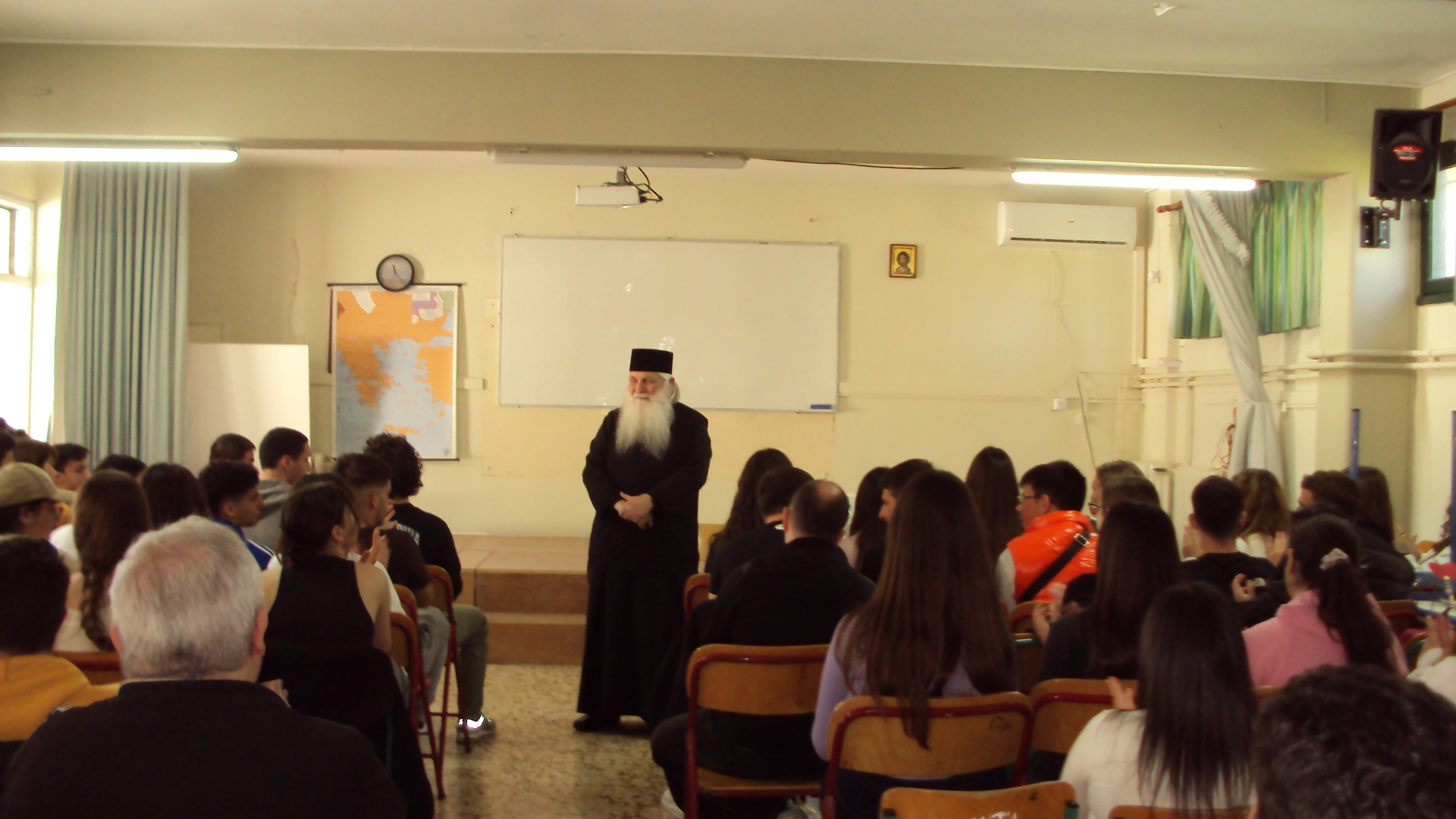 mitropolitis nektaios lykeio (2)