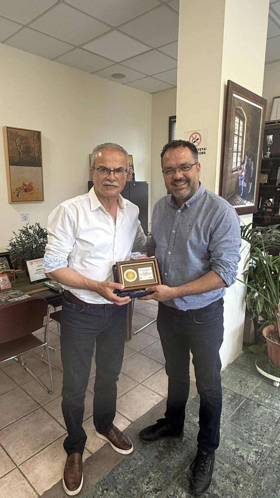xronid dimos platania